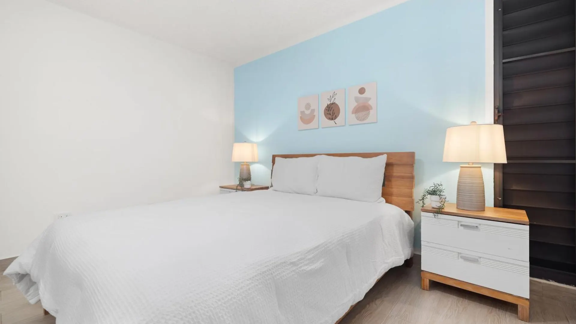 Amazing Beach Getaway For Large Groups Otium San Juan 0*,  Porto Riko