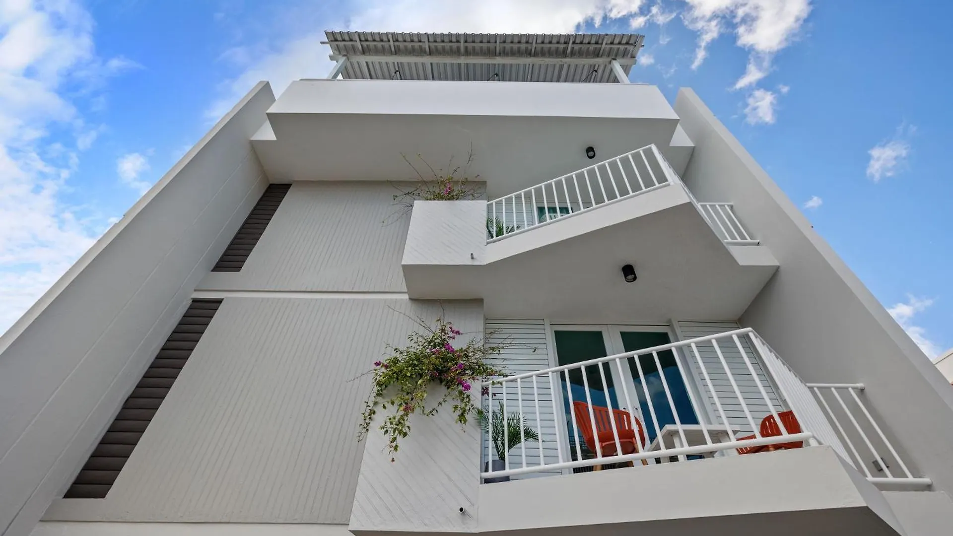Amazing Beach Getaway For Large Groups Otium San Juan 0*,  Porto Riko